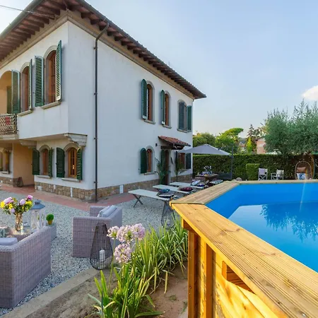 In Lucca With Pool And Countryside Views Вилла