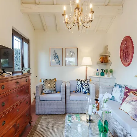 In Lucca With Pool And Countryside Views Вилла *