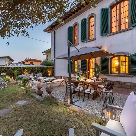 Villa Cesare, A Convenient 4 Bedroom *