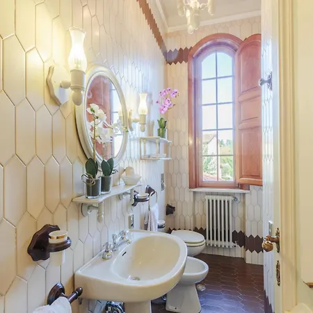 In Lucca With Pool And Countryside Views * Cappella
